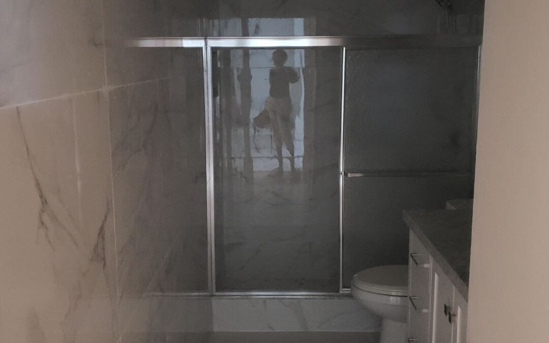 Bathroom deep cleaning services